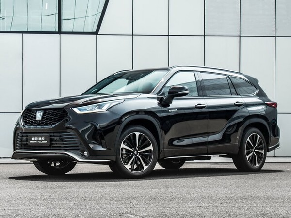 ����������� ���� �� Toyota Crown Kluger (������ ����� ������) � �������