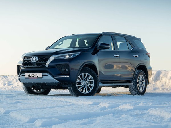 ����������� ���� �� Toyota Fortuner (������ ��������) � �������
