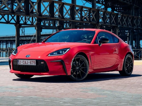 ����������� ���� �� Toyota GR86 (������ ��86) � �������