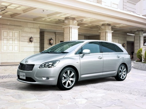 ����������� ���� �� Toyota Mark X ZiO (������ ���� � ���) � �������