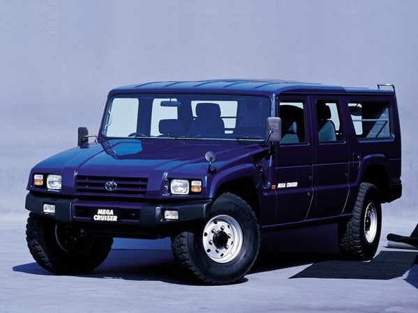 ����������� ���� �� Toyota Mega Cruiser (������ ���� ������) � �������