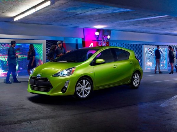 ����������� ���� �� Toyota Prius c (������ ����� �) � �������