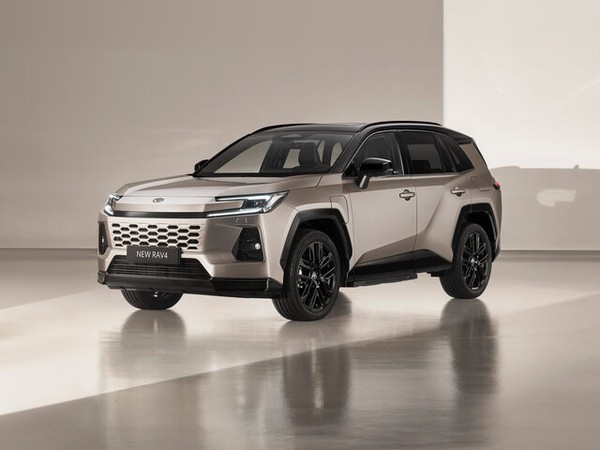 ����������� ���� �� Toyota RAV4 (������ ���4) � �������