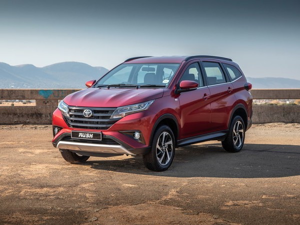 ����������� ���� �� Toyota Rush (������ ���) � �������