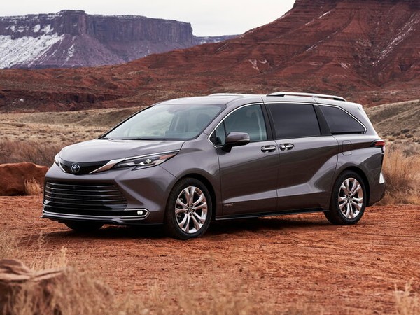 ����������� ���� �� Toyota Sienna (������ ������) � �������