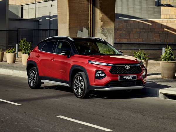 ����������� ���� �� Toyota Starlet Cross (������ ������� �����) � �������