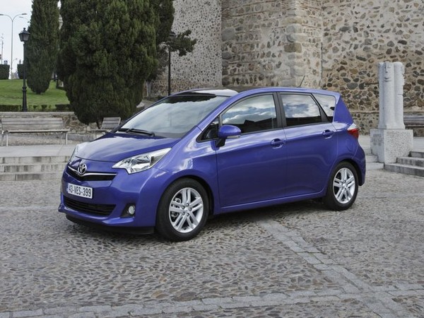 ����������� ���� �� Toyota Verso-S (������ �����-�) � �������