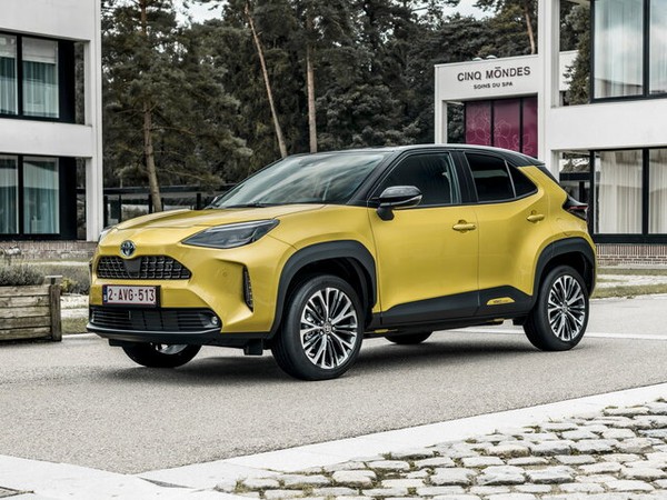 ����������� ���� �� Toyota Yaris Cross (������ ���� �����) � �������