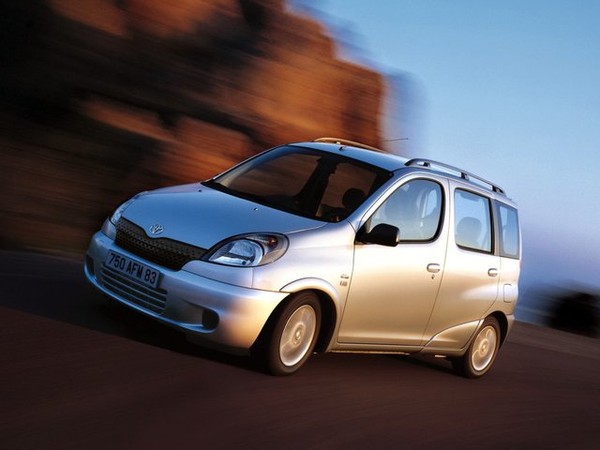 ����������� ���� �� Toyota Yaris Verso (������ ���� �����) � �������