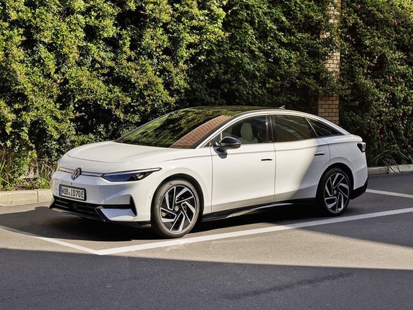 ����������� ���� �� Volkswagen ID.7 (����������� ��.7) � �������