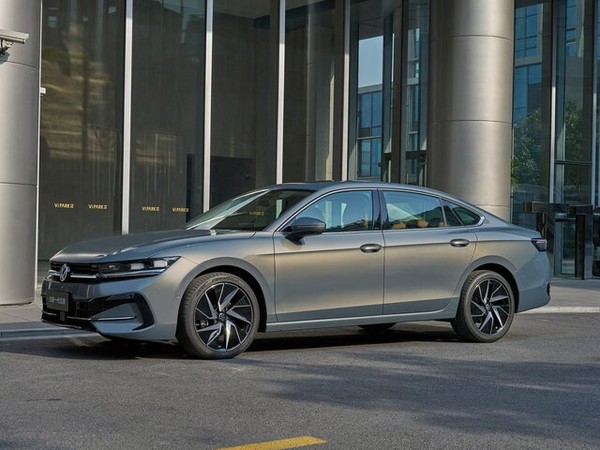 ����������� ���� �� Volkswagen Magotan (����������� �������) � �������