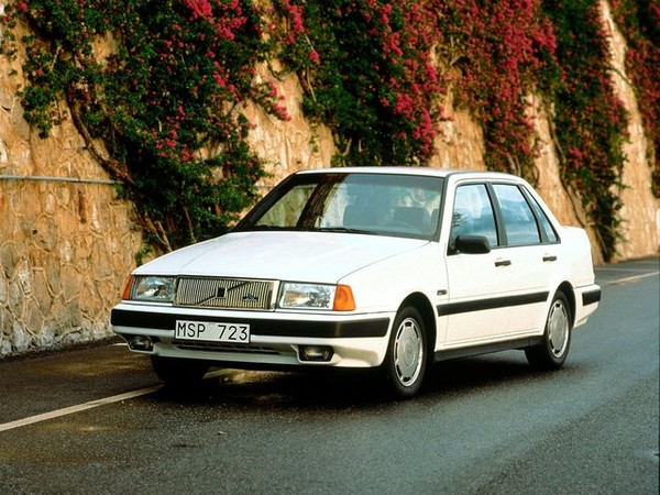 ����������� ���� �� Volvo 460 (������ 460) � �������