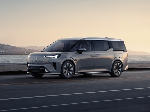 ����������� ���� �� Volvo EM90 (������ ��90) � �������