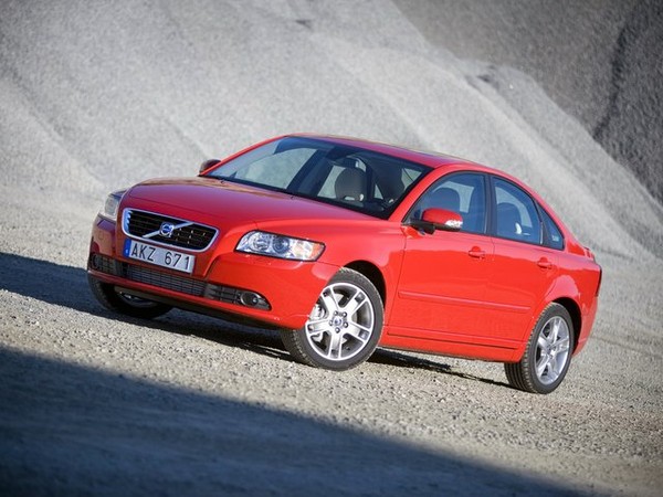 ����������� ���� �� Volvo S40 (������ �40) � �������