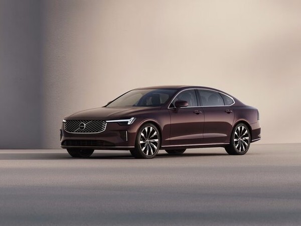 ����������� ���� �� Volvo S90 (������ �90) � �������