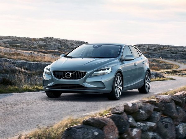 ����������� ���� �� Volvo V40 (������ �40) � �������