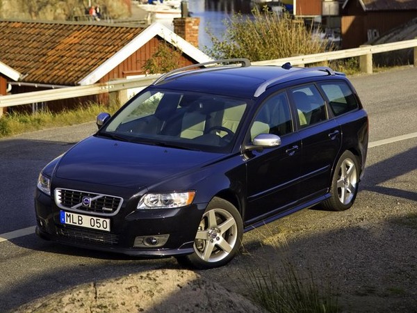 ����������� ���� �� Volvo V50 (������ �50) � �������