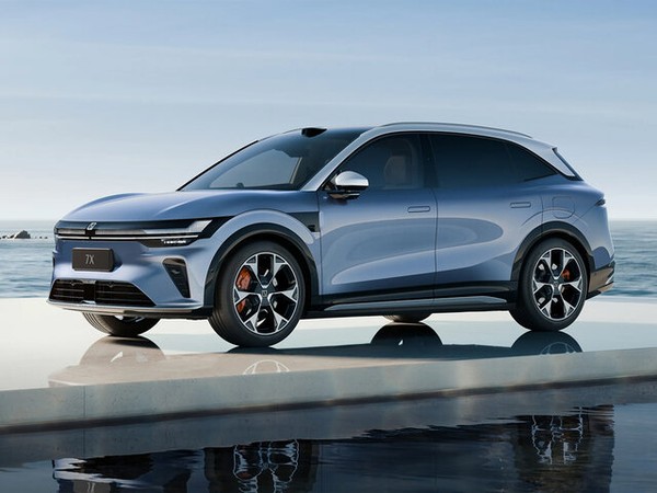 ����������� ���� �� Zeekr 7X (���� 7�) � �������