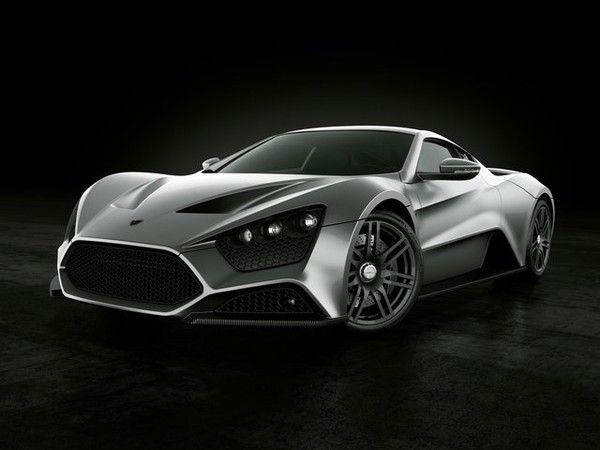 ����������� ���� �� Zenvo ST1  (����� ��1) � �������